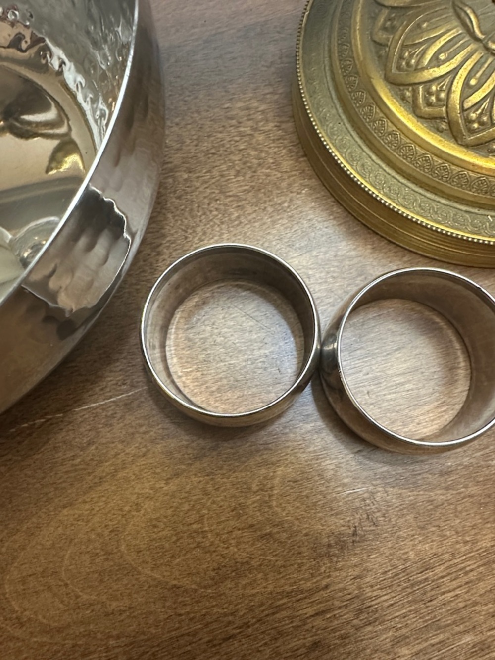 Silver Plated Napkin Rings Set - Picture 2 of 4